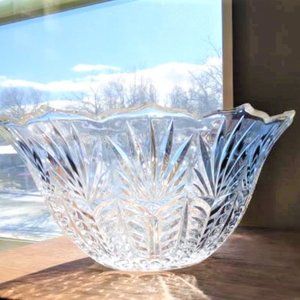Stunning Vintage Lead Crystal Punch/Fruit Bowl